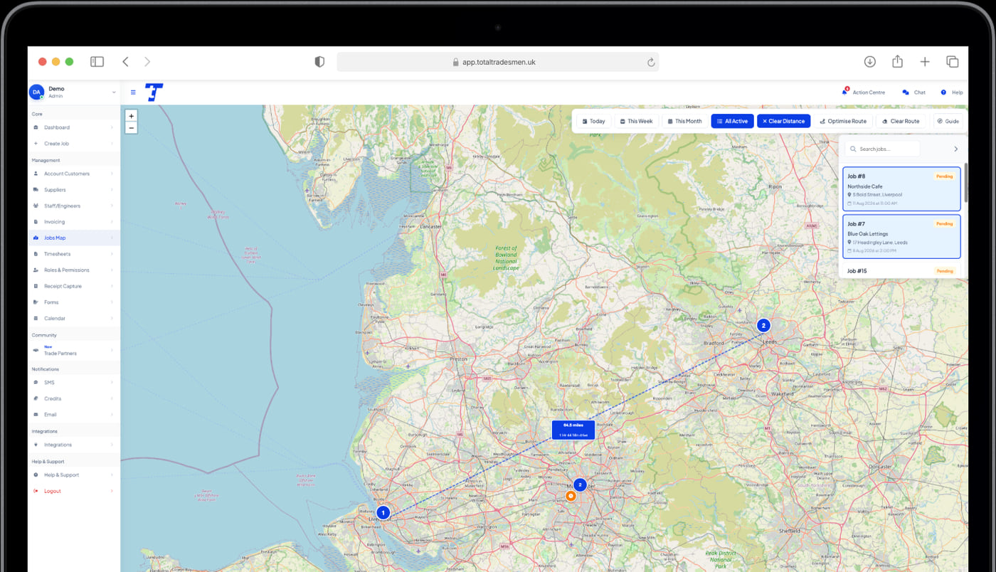 Jobs map and schedule on laptop in Total Tradesmen