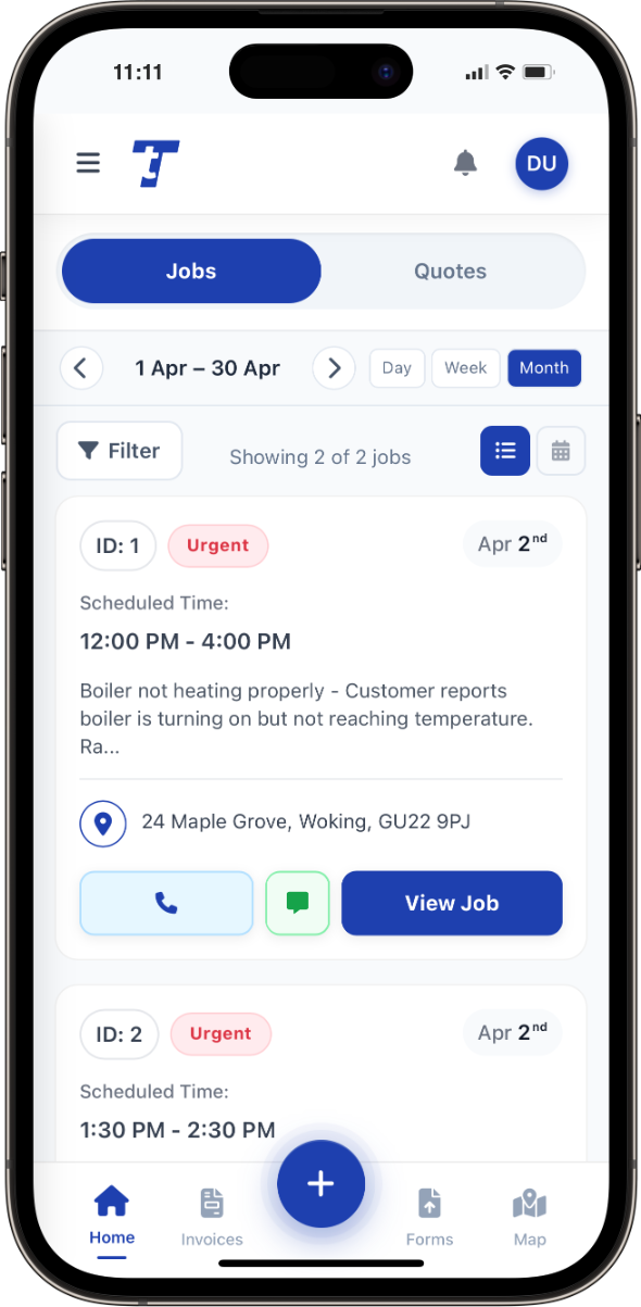 Tradesperson using Total Tradesmen for jobs and invoicing